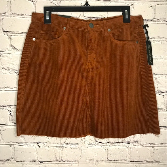 Blank NYC Dresses & Skirts - Blank NYC Atlas Brown Corduroy Raw Hem Skirt Sz 27